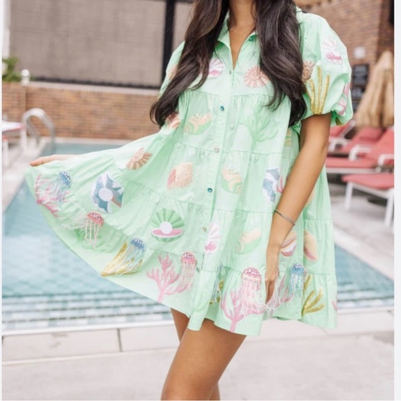 Queen of Sparkles size medium seafoam green seashell dress! - Picture 5 of 5